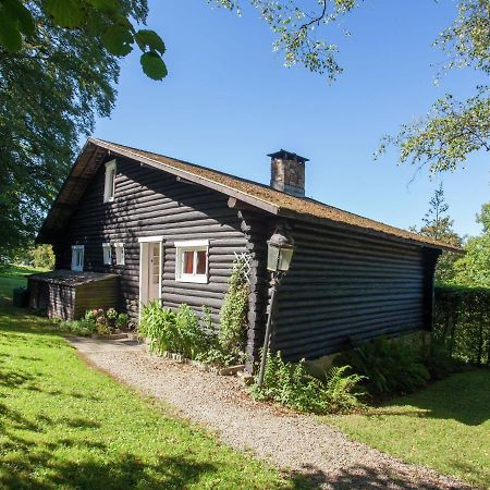 Open Wooden Chalet Built Against A Hill Francorchamps Exterior foto
