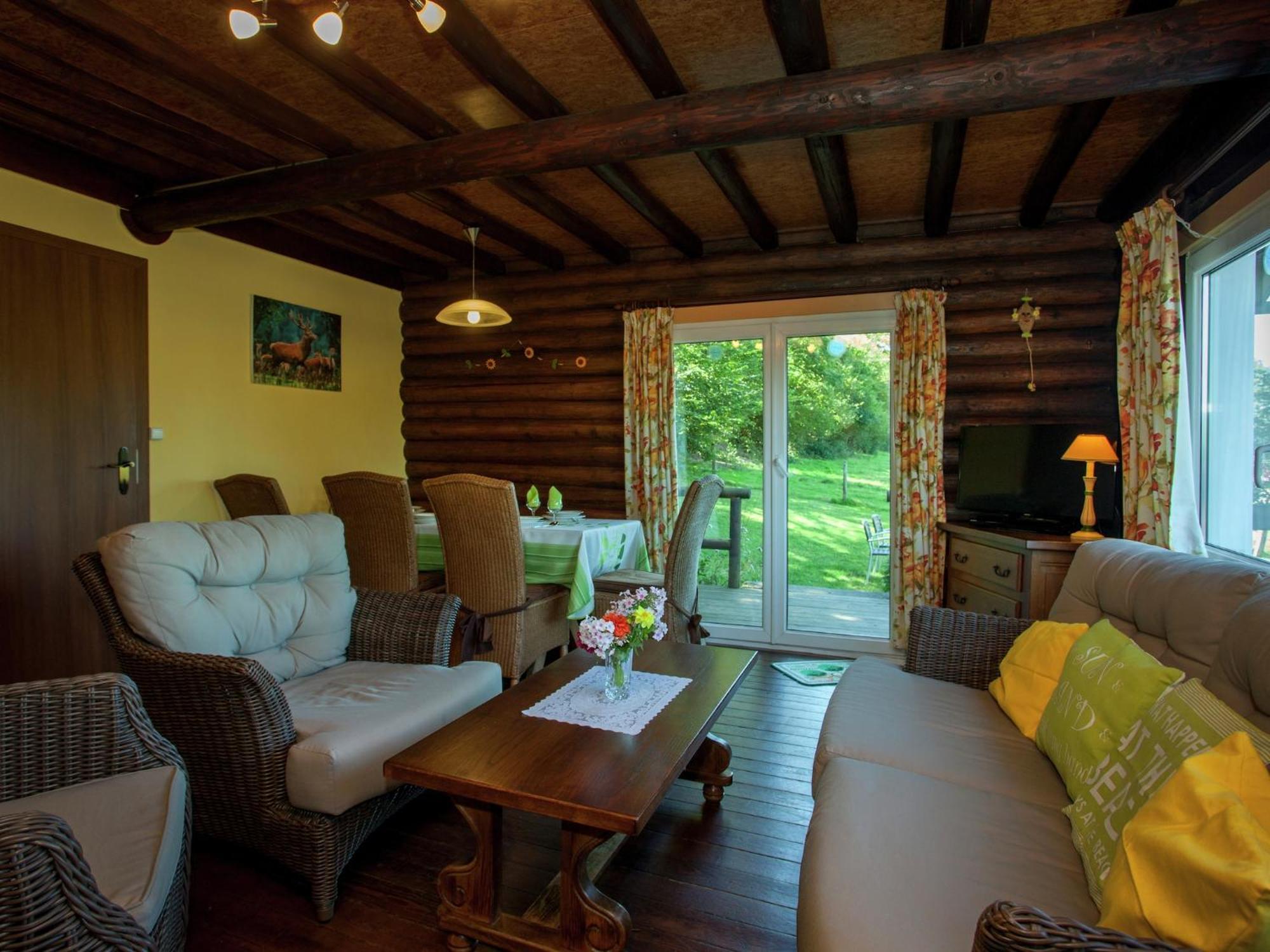 Open Wooden Chalet Built Against A Hill Francorchamps Exterior foto